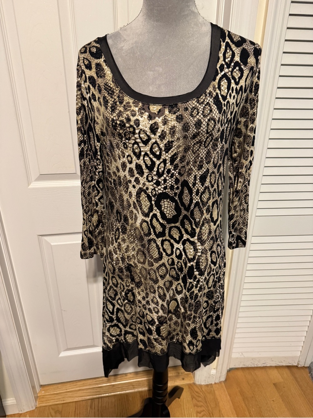 Cupio Snakeskin Dress / Tunic MED